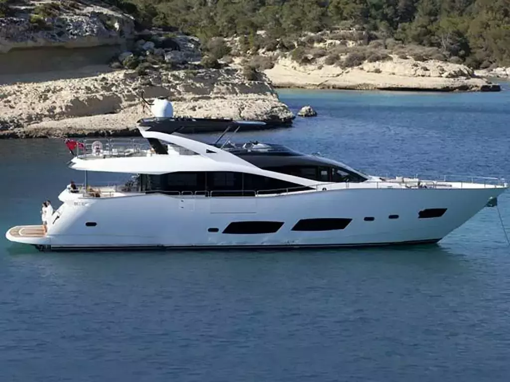 RAY III by Sunseeker - Special Offer for a private Motor Yacht Charter in Corsica with a crew
