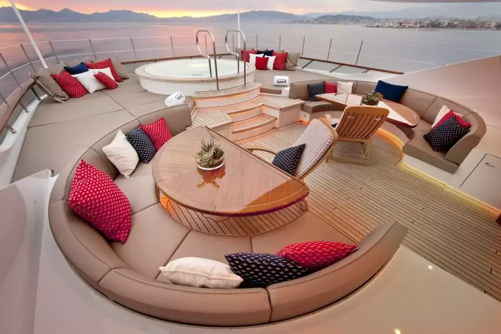 Revelry by Hakvoort - Top rates for a Charter of a private Superyacht in Spain