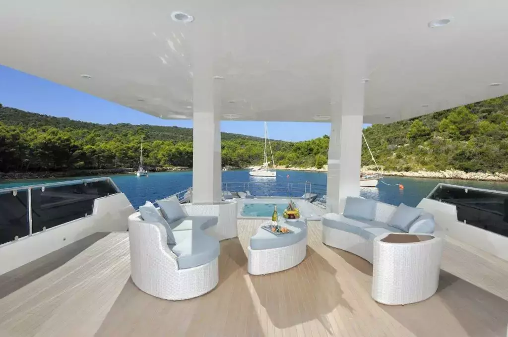 Serenitas by Mengi Yay - Special Offer for a private Motor Yacht Charter in Sardinia with a crew