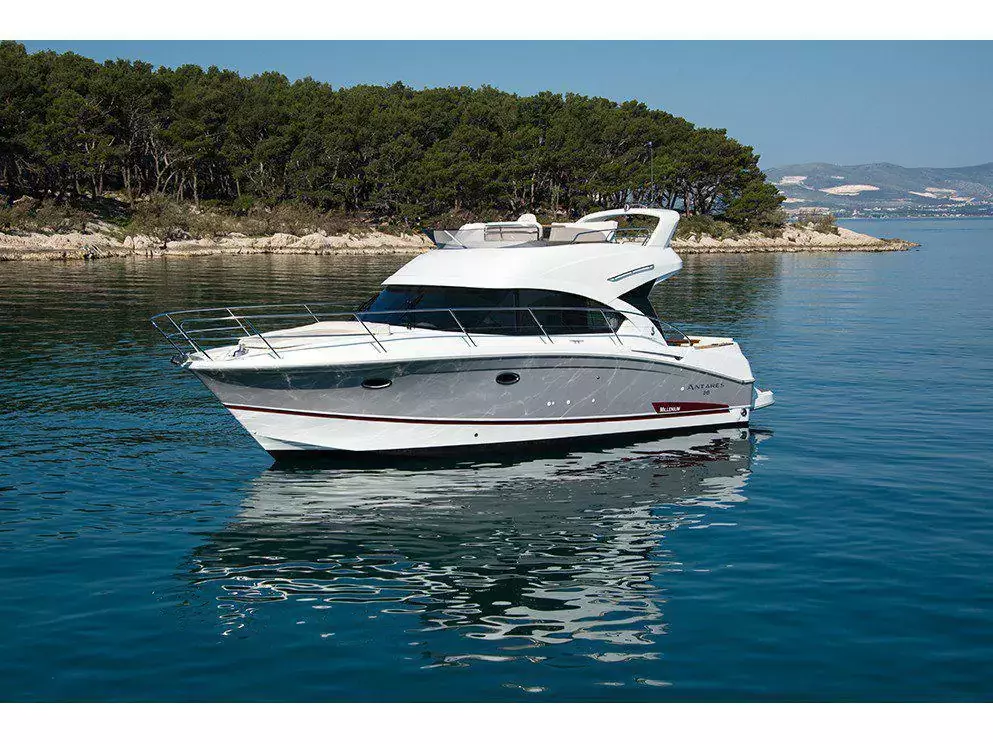 Setemana by Beneteau - Special Offer for a private Power Boat Rental in Zadar with a crew