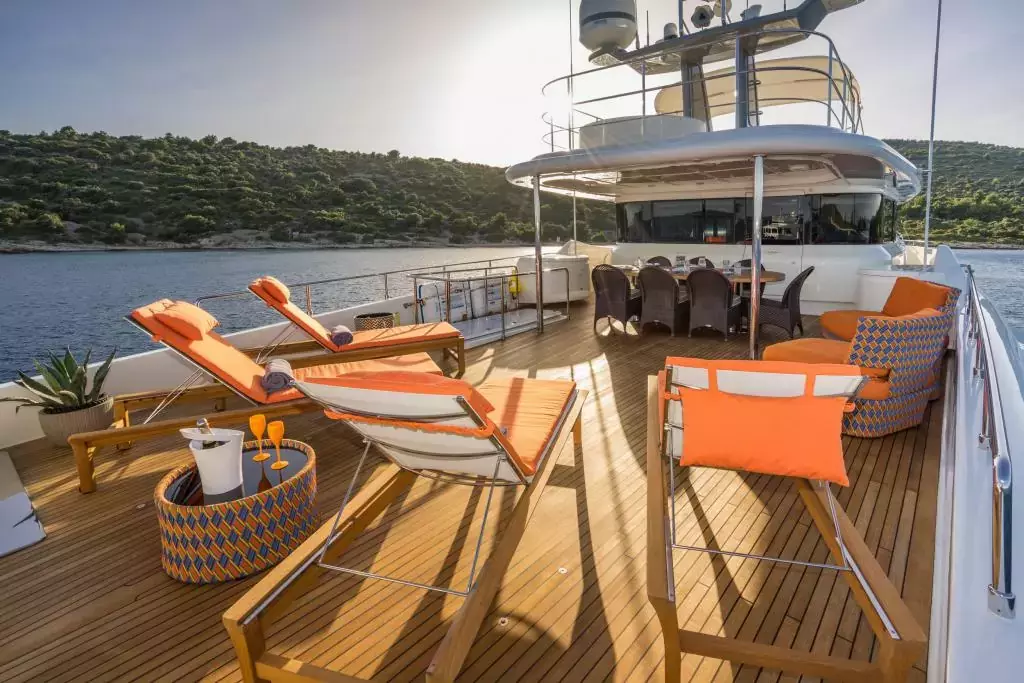 Seventh Sense by Ferretti - Special Offer for a private Motor Yacht Charter in Hvar with a crew