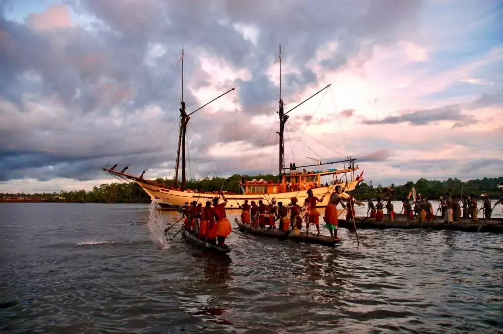 Silolona by Konjo Boat Builders - Special Offer for a private Motor Sailer Rental in Raja Ampat with a crew
