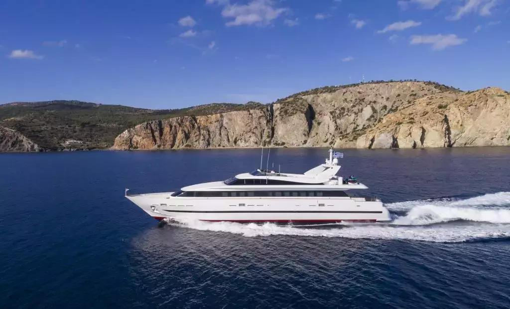 Sole Di Mare by Baglietto - Special Offer for a private Motor Yacht Charter in Zakynthos with a crew
