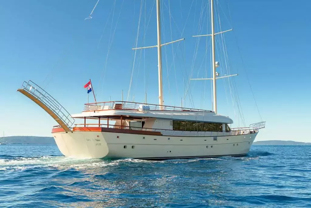 Son De Mar by Turkish Gulet - Special Offer for a private Motor Sailer Charter in Krk with a crew