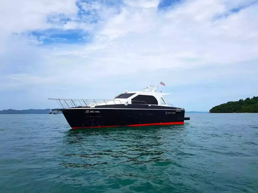 Splo1200 by SPLO Yachts - Special Offer for a private Power Boat Rental in Pattaya with a crew