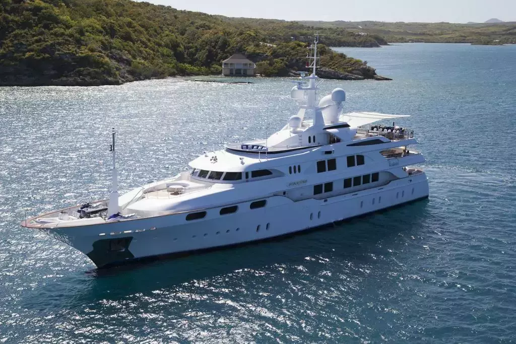 Starfire by Benetti - Top rates for a Rental of a private Superyacht in Guadeloupe