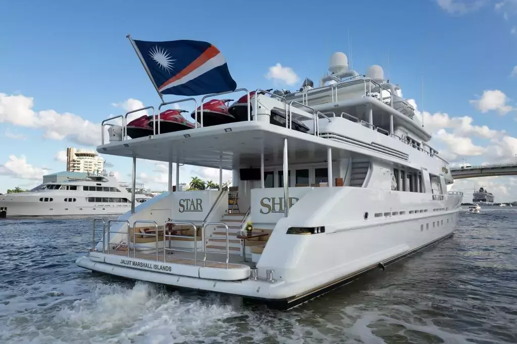 Starship by Van Mill - Top rates for a Charter of a private Superyacht in Guadeloupe
