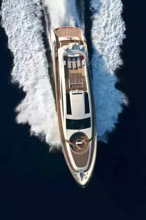 Toby by Cerri Cantieri Navali - Special Offer for a private Motor Yacht Charter in Portofino with a crew