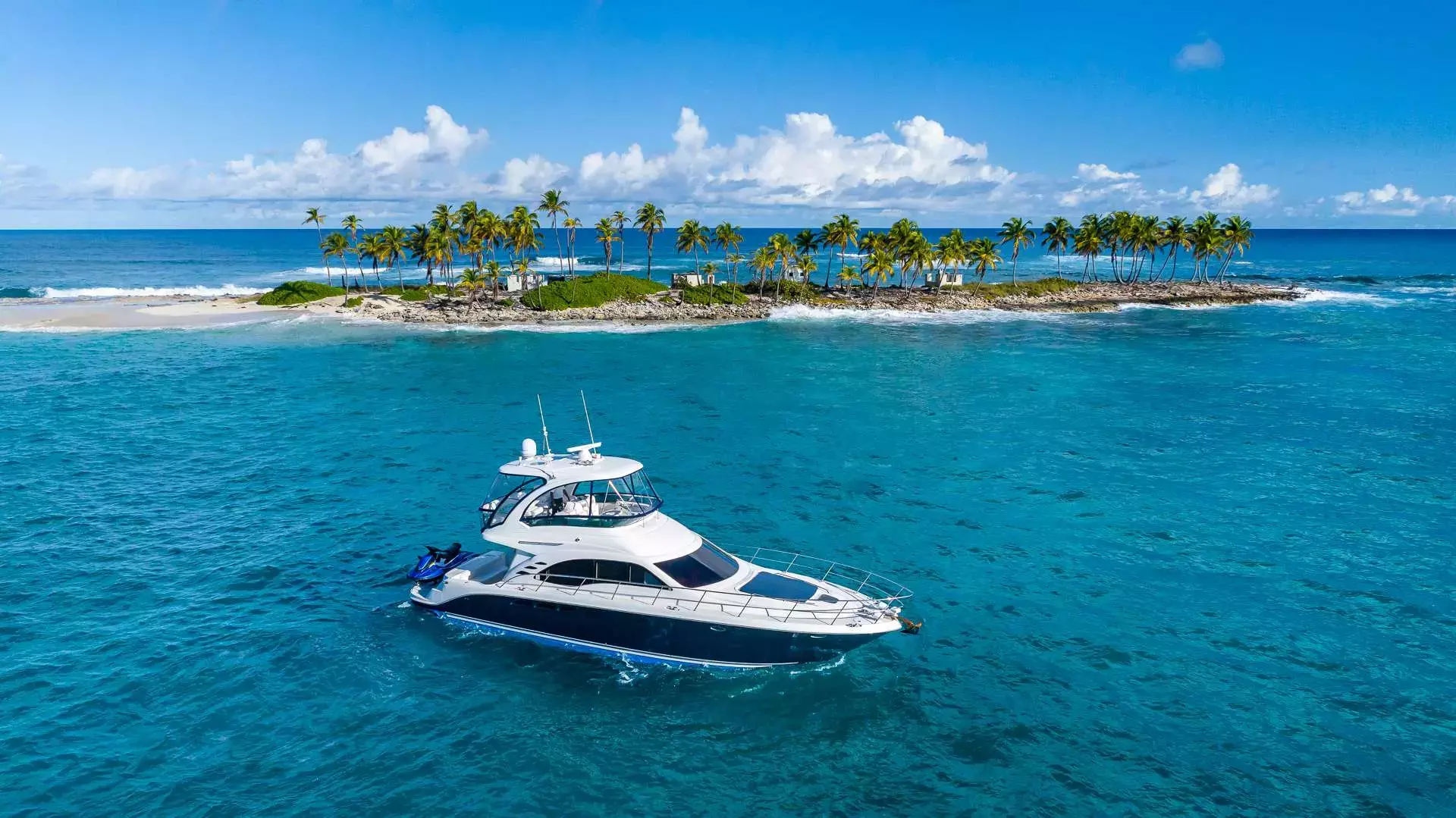 Fun Club by Sea Ray - Top rates for a Charter of a private Motor Yacht in Bahamas