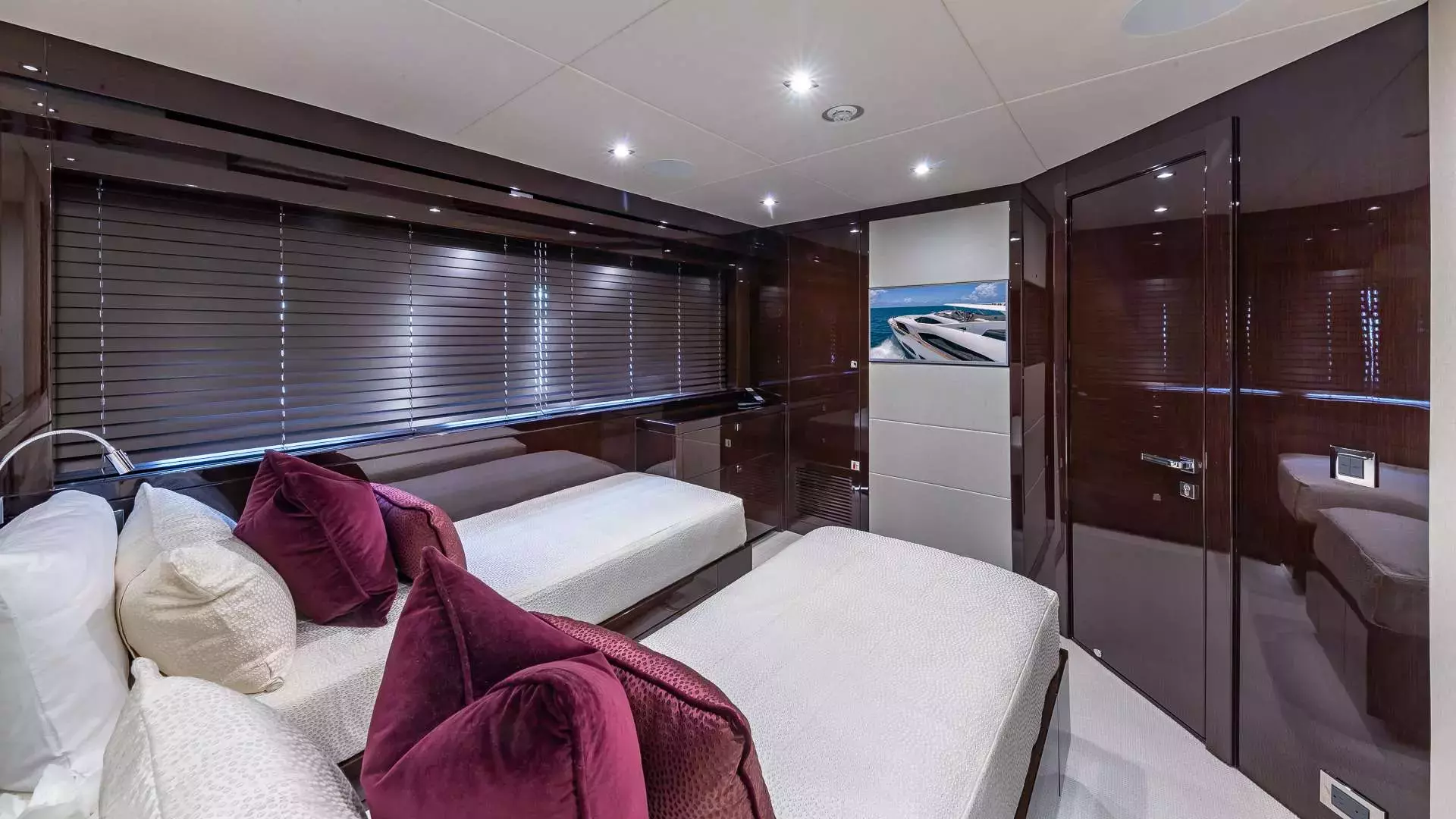 Mirracle by Sunseeker - Top rates for a Charter of a private Motor Yacht in Bahamas