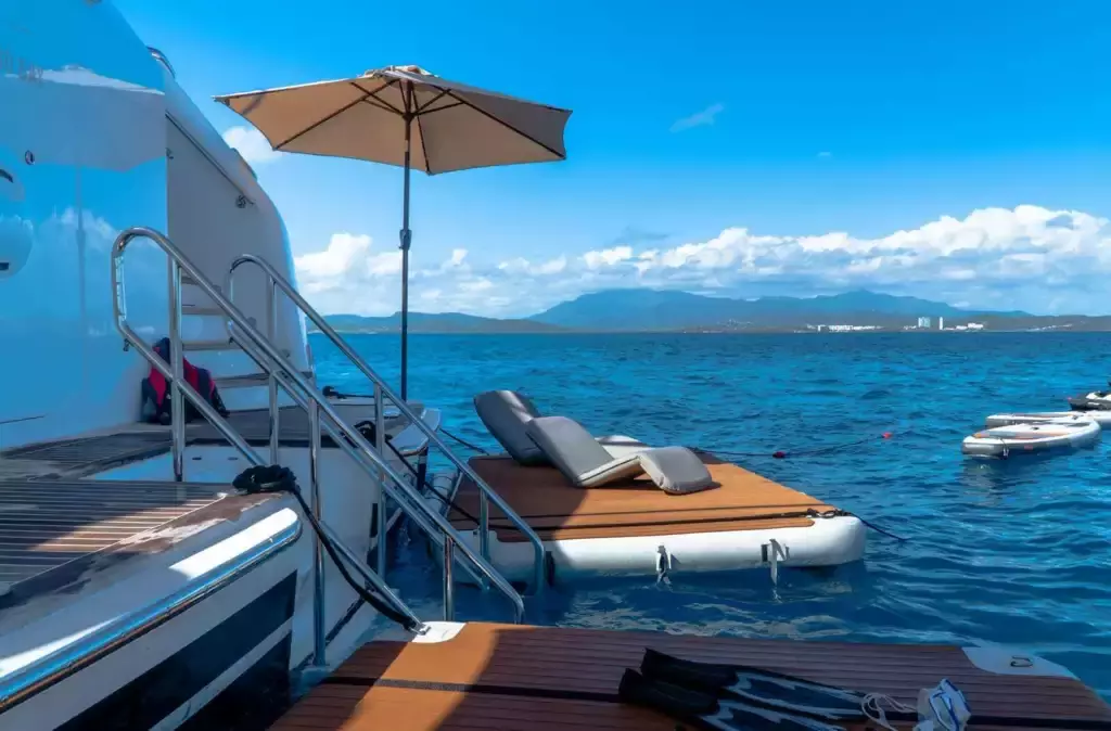 Pure Bliss by Burger Boat - Special Offer for a private Superyacht Charter in St Thomas with a crew