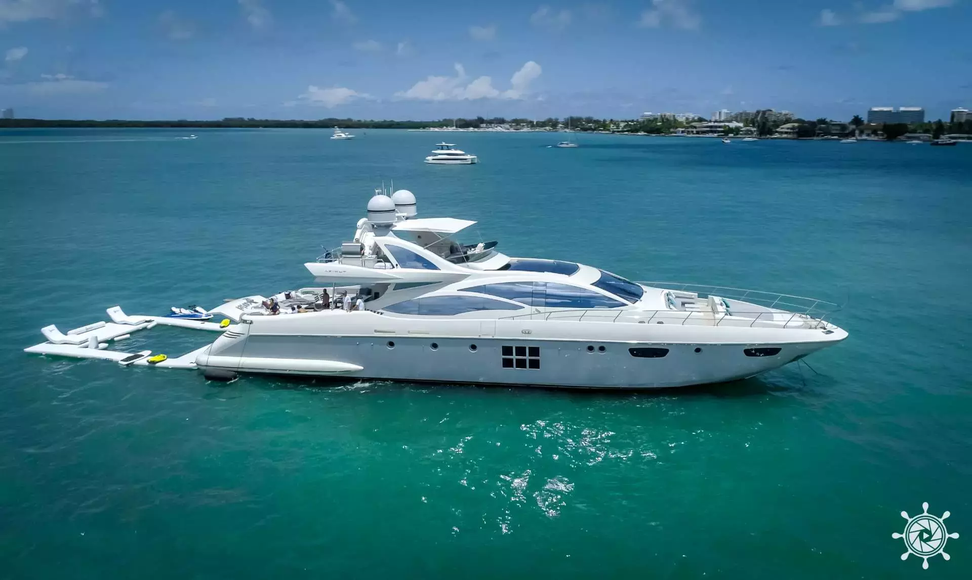 Scarlett by Azimut - Top rates for a Charter of a private Motor Yacht in Bahamas