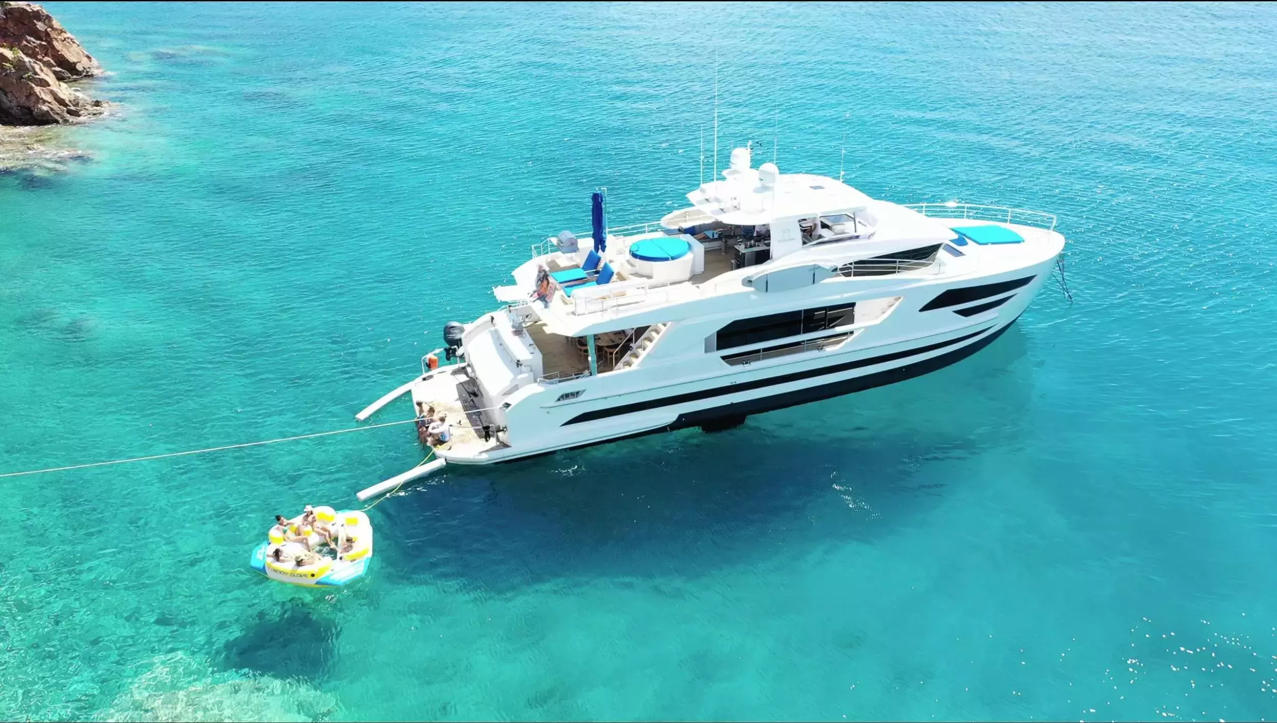 Angeleyes by Horizon - Top rates for a Charter of a private Motor Yacht in British Virgin Islands