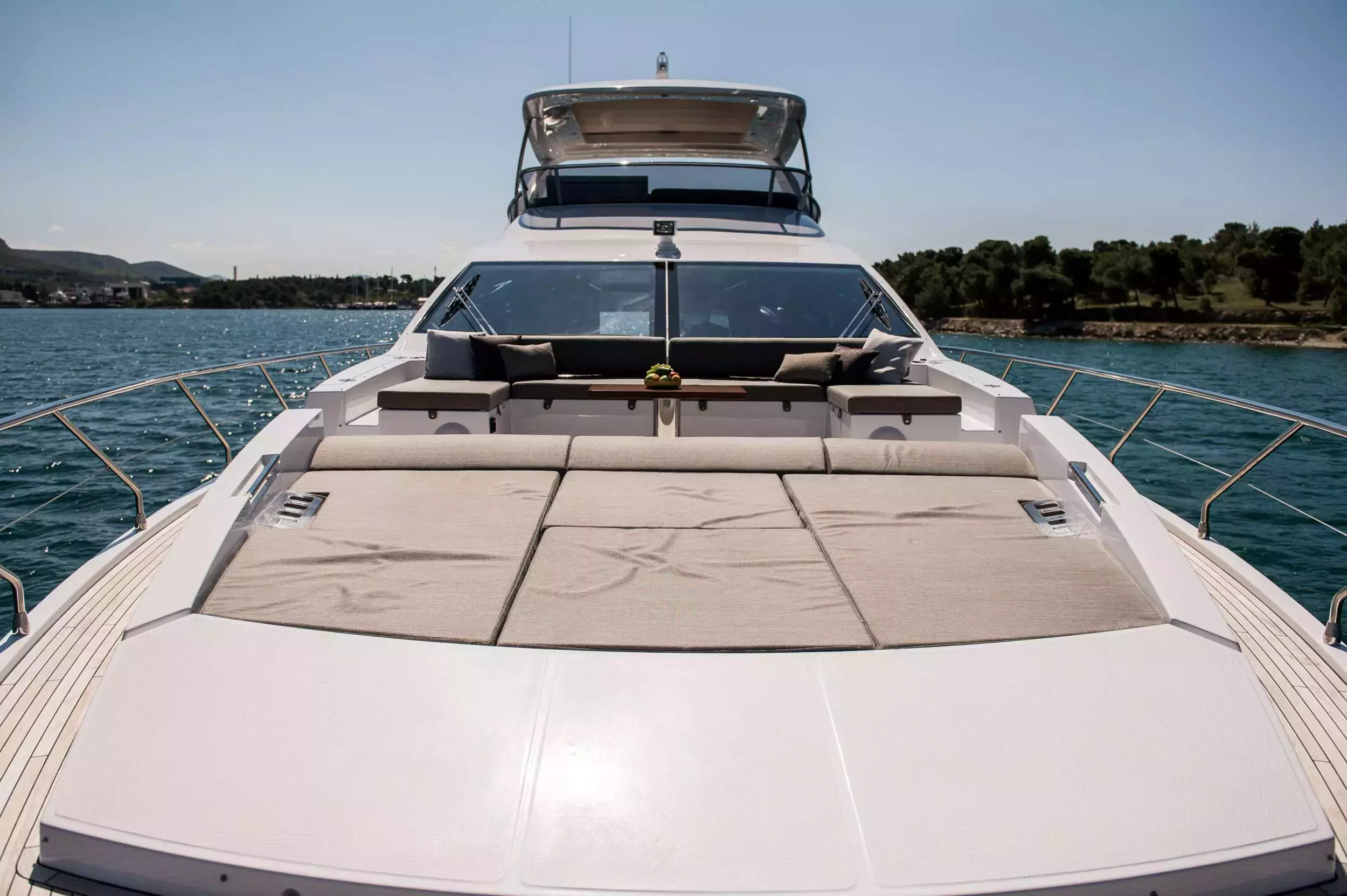 Alyss by Azimut - Special Offer for a private Motor Yacht Charter in Zadar with a crew