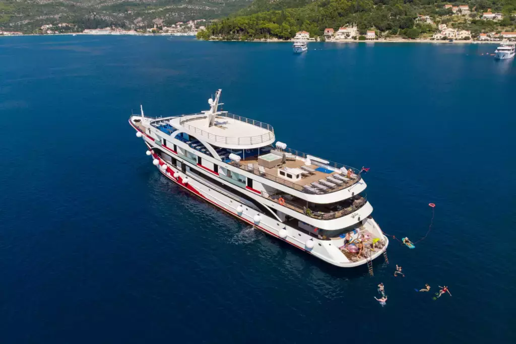 Antaris by Custom Made - Special Offer for a private Superyacht Rental in Dubrovnik with a crew