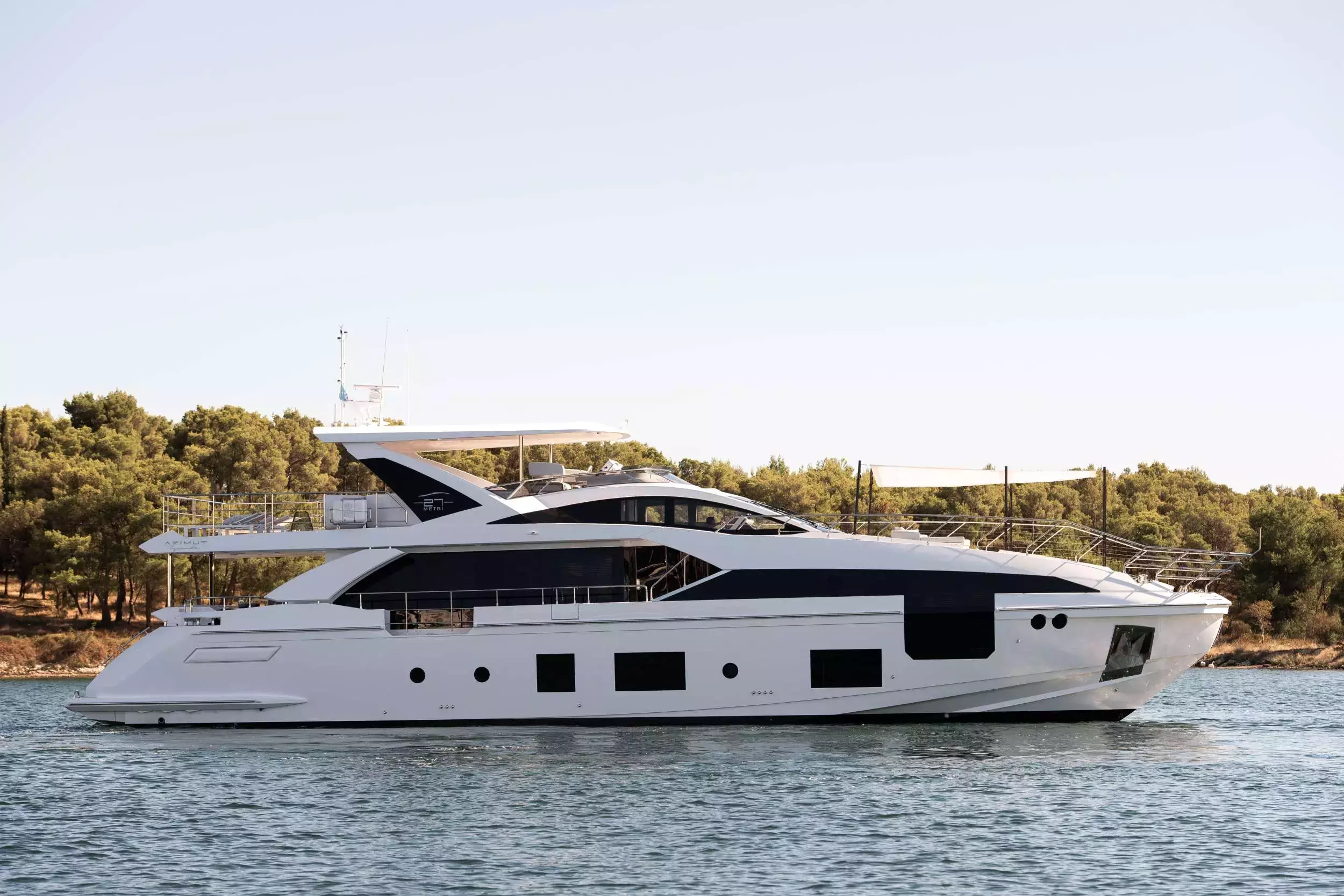 Dawo by Azimut - Top rates for a Charter of a private Superyacht in Croatia