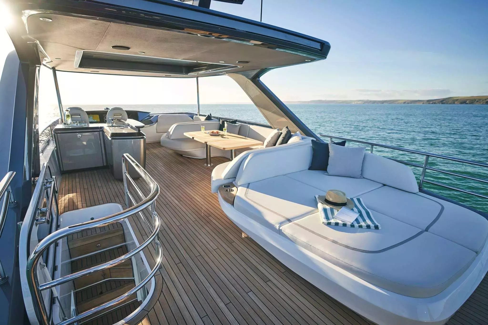 Elizabeth by Princess - Special Offer for a private Motor Yacht Charter in Split with a crew