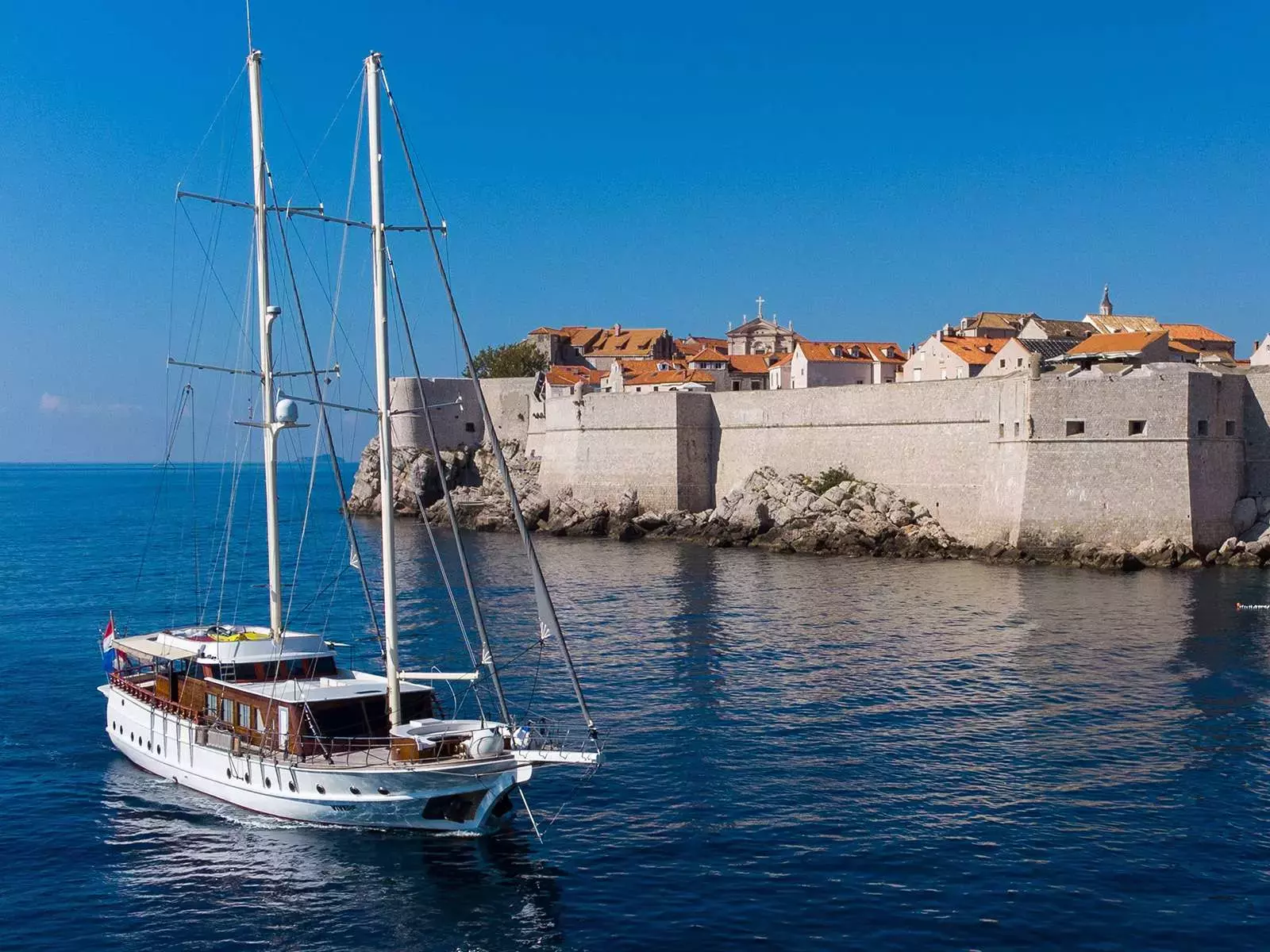 Gulet Vivere by Custom Made - Special Offer for a private Motor Sailer Rental in Dubrovnik with a crew