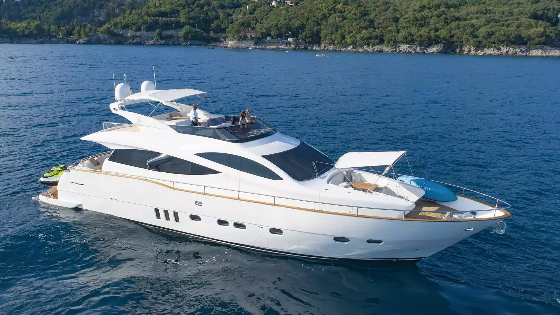 Lukas by Filippetti - Special Offer for a private Motor Yacht Charter in Split with a crew