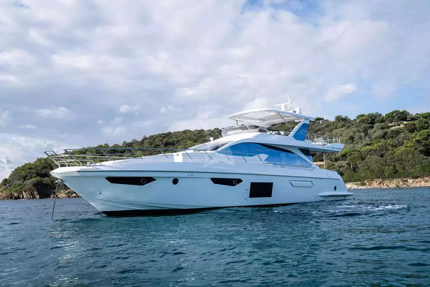 Mineira by Azimut - Special Offer for a private Motor Yacht Charter in Tivat with a crew