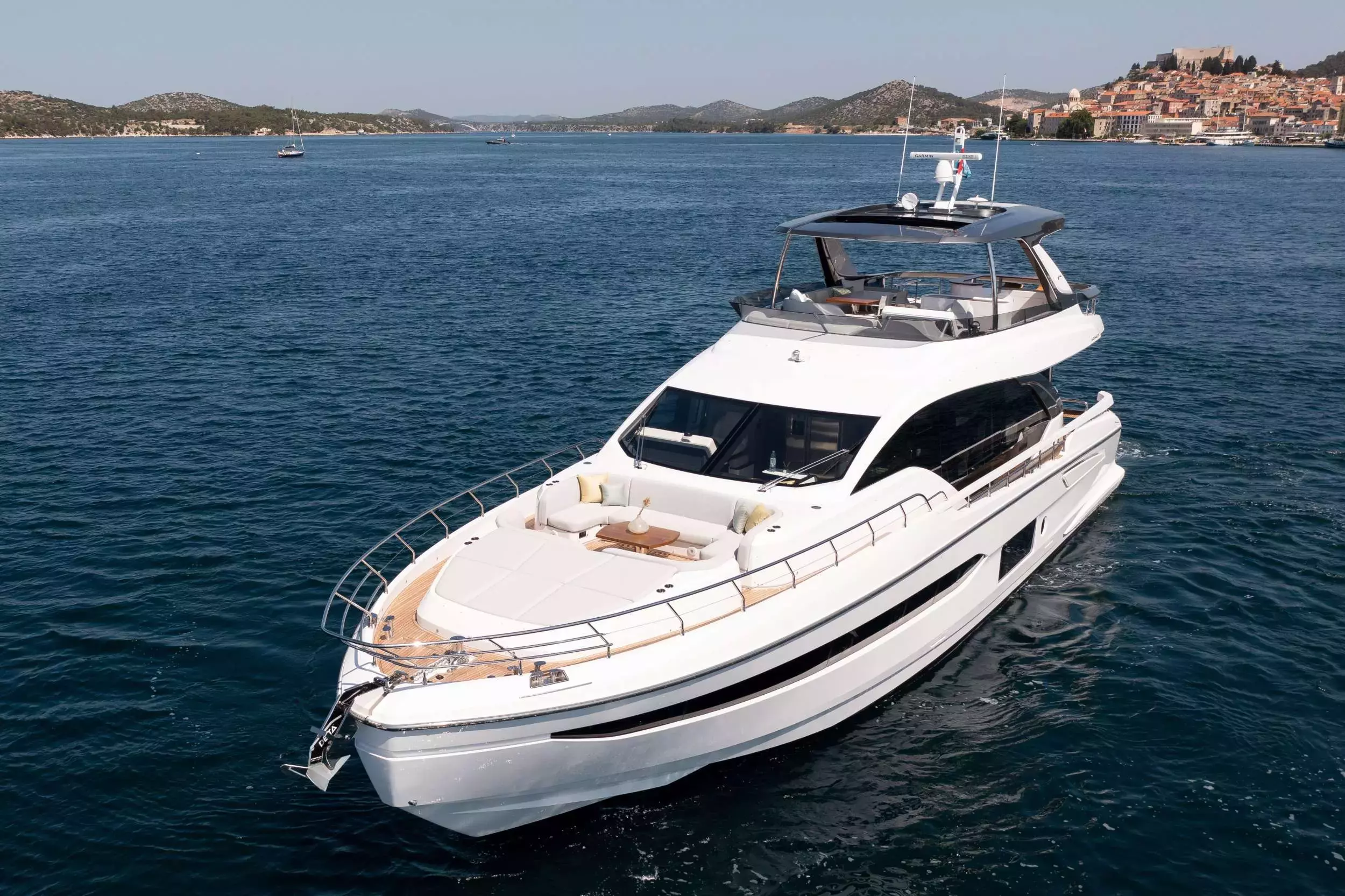 Prewi by Azimut - Special Offer for a private Motor Yacht Charter in Tribunj with a crew