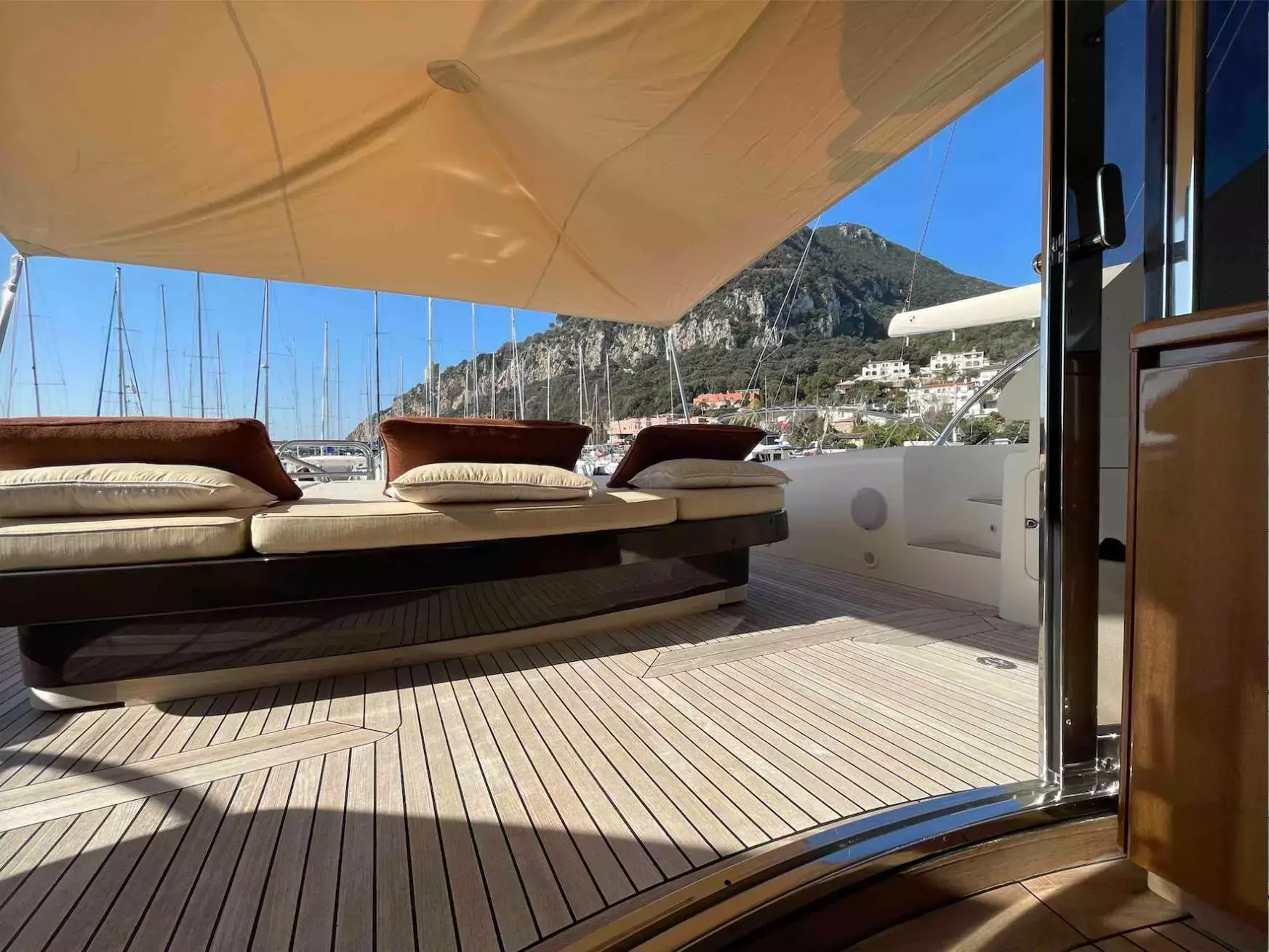 Tobeka by Leopard - Special Offer for a private Motor Yacht Charter in Budva with a crew