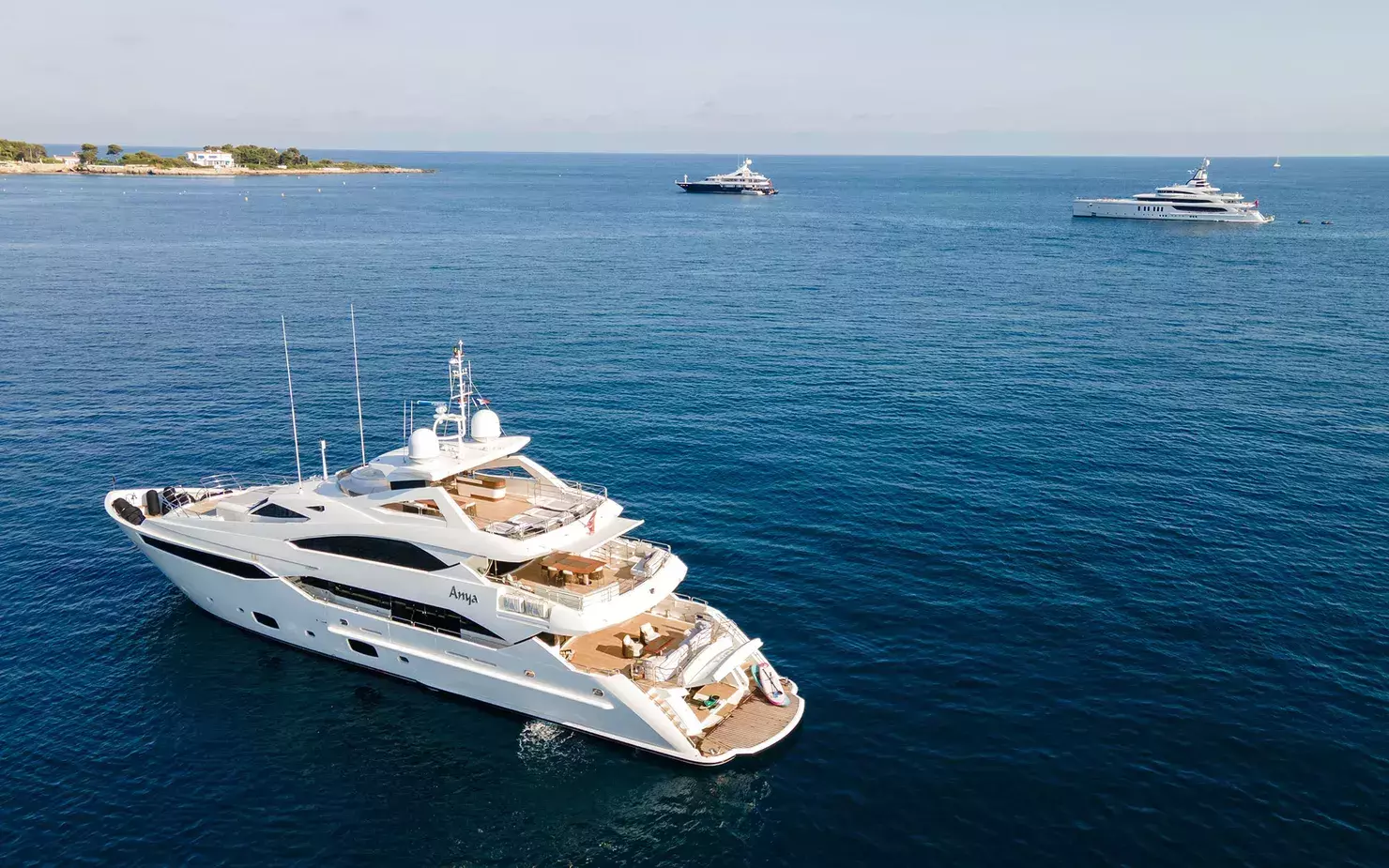 Anya by Sunseeker - Special Offer for a private Superyacht Charter in St Tropez with a crew