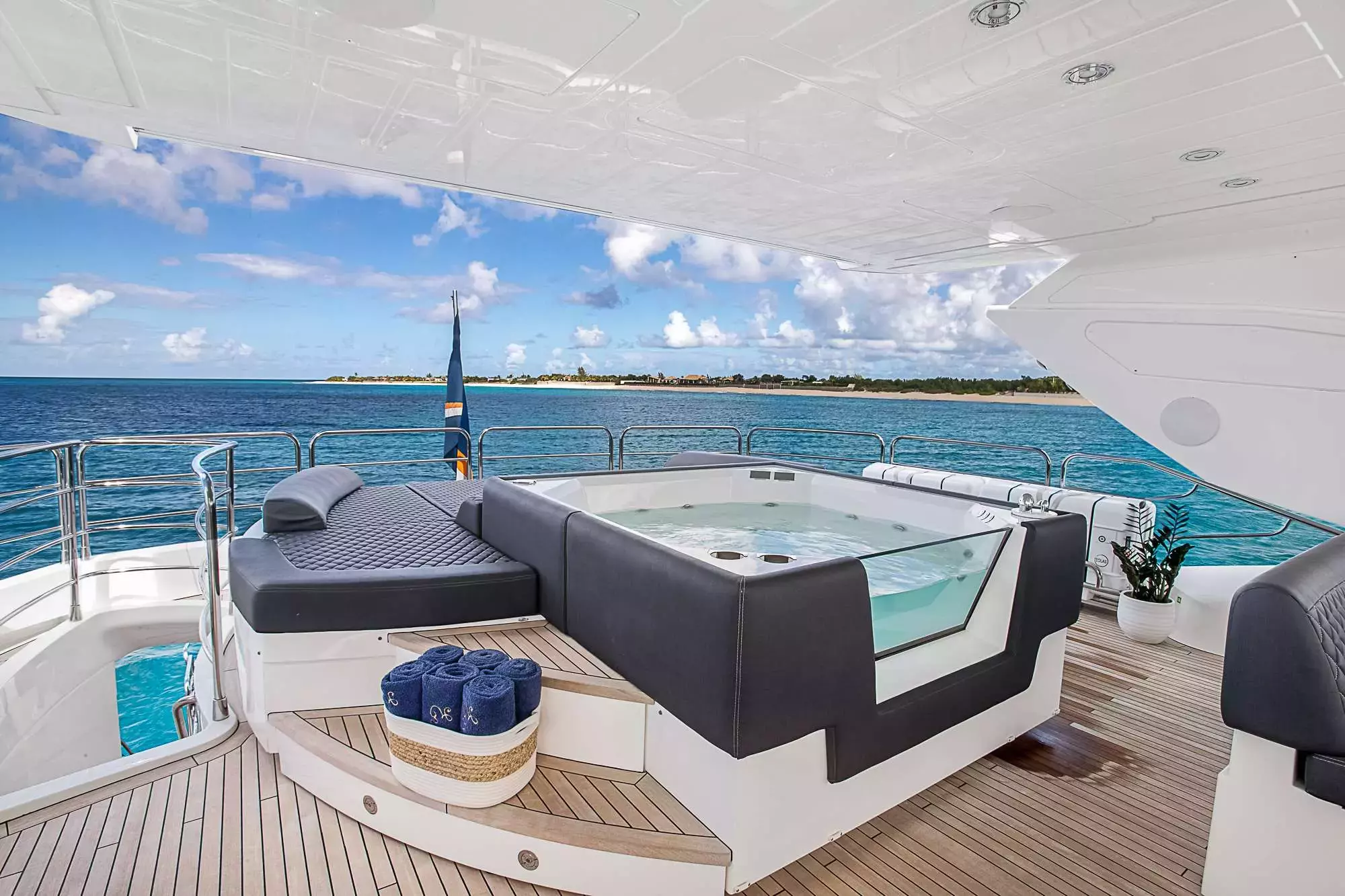 Evereast by Sunseeker - Top rates for a Charter of a private Motor Yacht in Malta