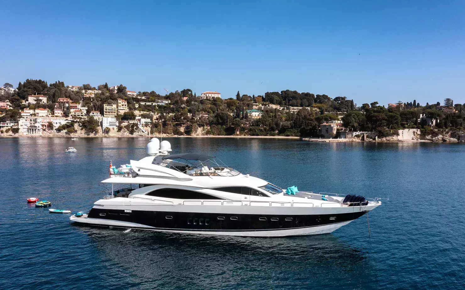 Excelerate Z by Sunseeker - Special Offer for a private Motor Yacht Charter in St-Jean-Cap-Ferrat with a crew