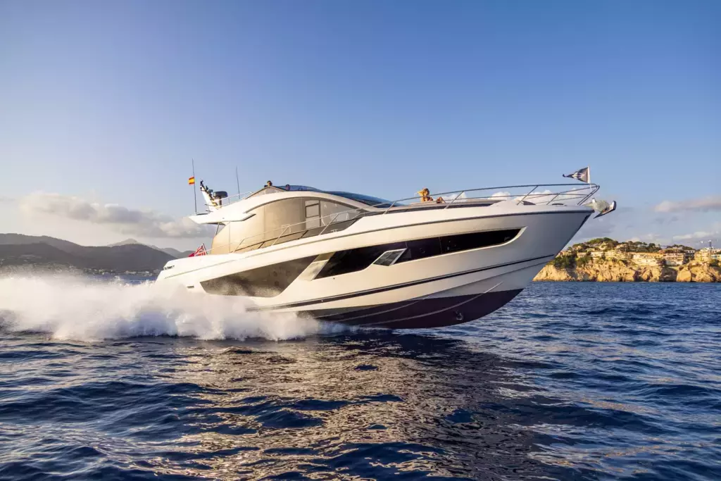 Five II by Sunseeker - Special Offer for a private Motor Yacht Charter in Nice with a crew