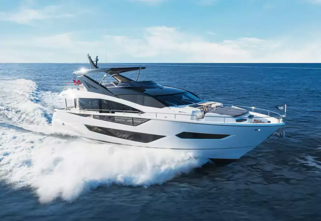 Five II by Sunseeker - Special Offer for a private Motor Yacht Charter in Golfe-Juan with a crew