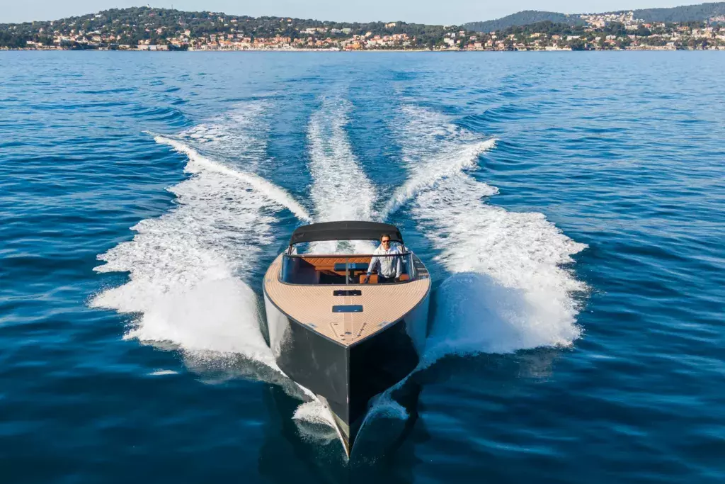 Nissa by VanDutch - Special Offer for a private Power Boat Charter in Cannes with a crew
