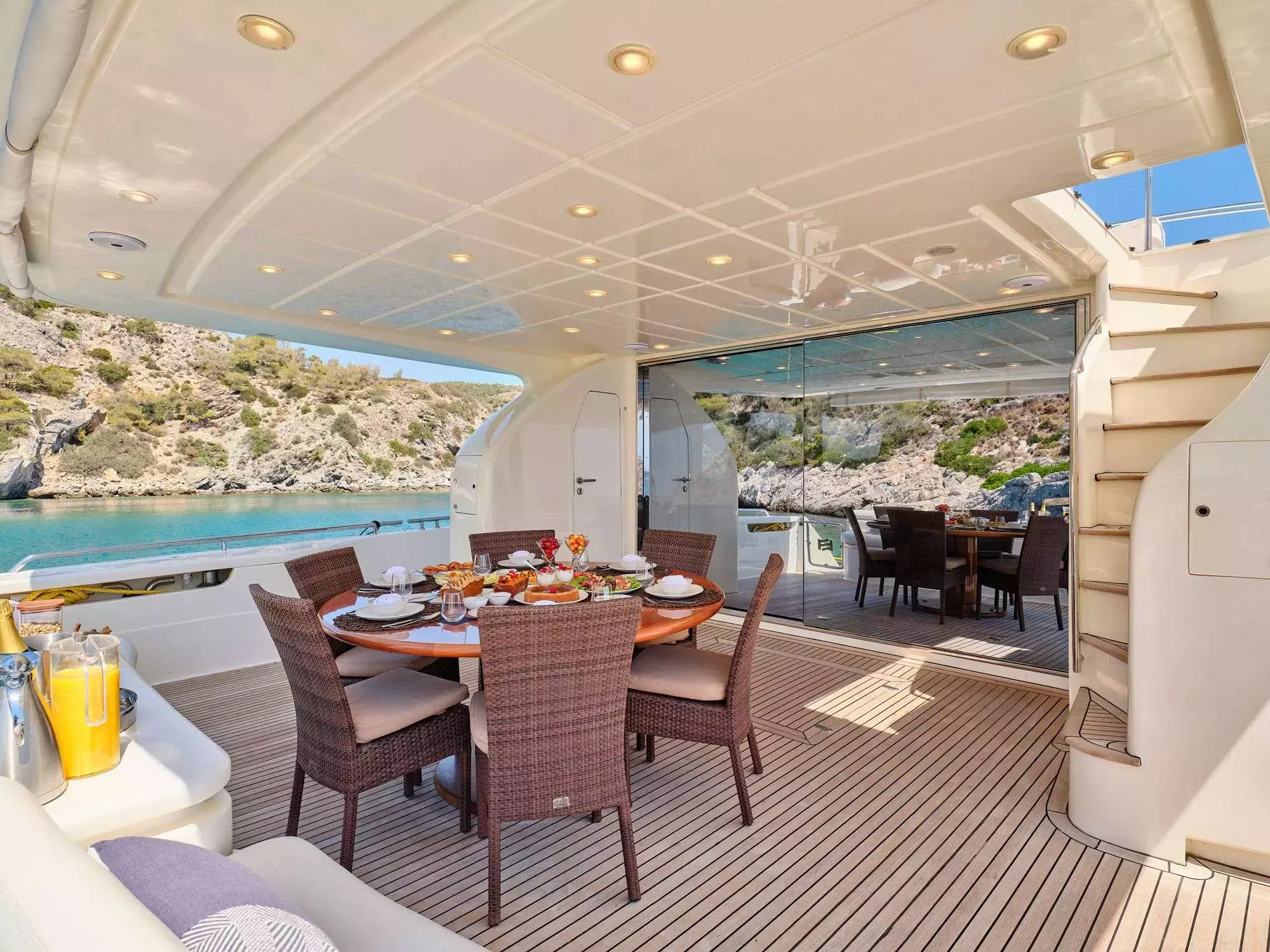 Estia Yi by Ferretti - Special Offer for a private Motor Yacht Charter in Paros with a crew
