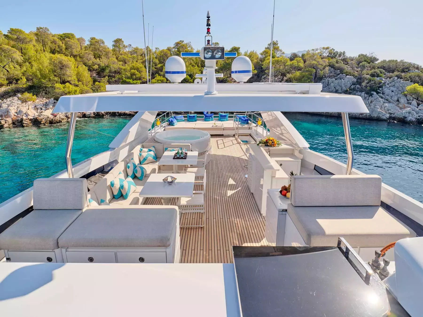 Hakuna Matata by Couach - Special Offer for a private Motor Yacht Charter in Salamis with a crew
