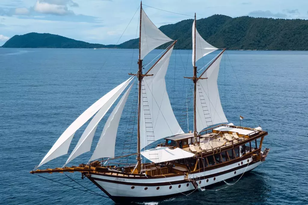 Majik by Yann Martinie - Special Offer for a private Motor Sailer Rental in Komodo with a crew