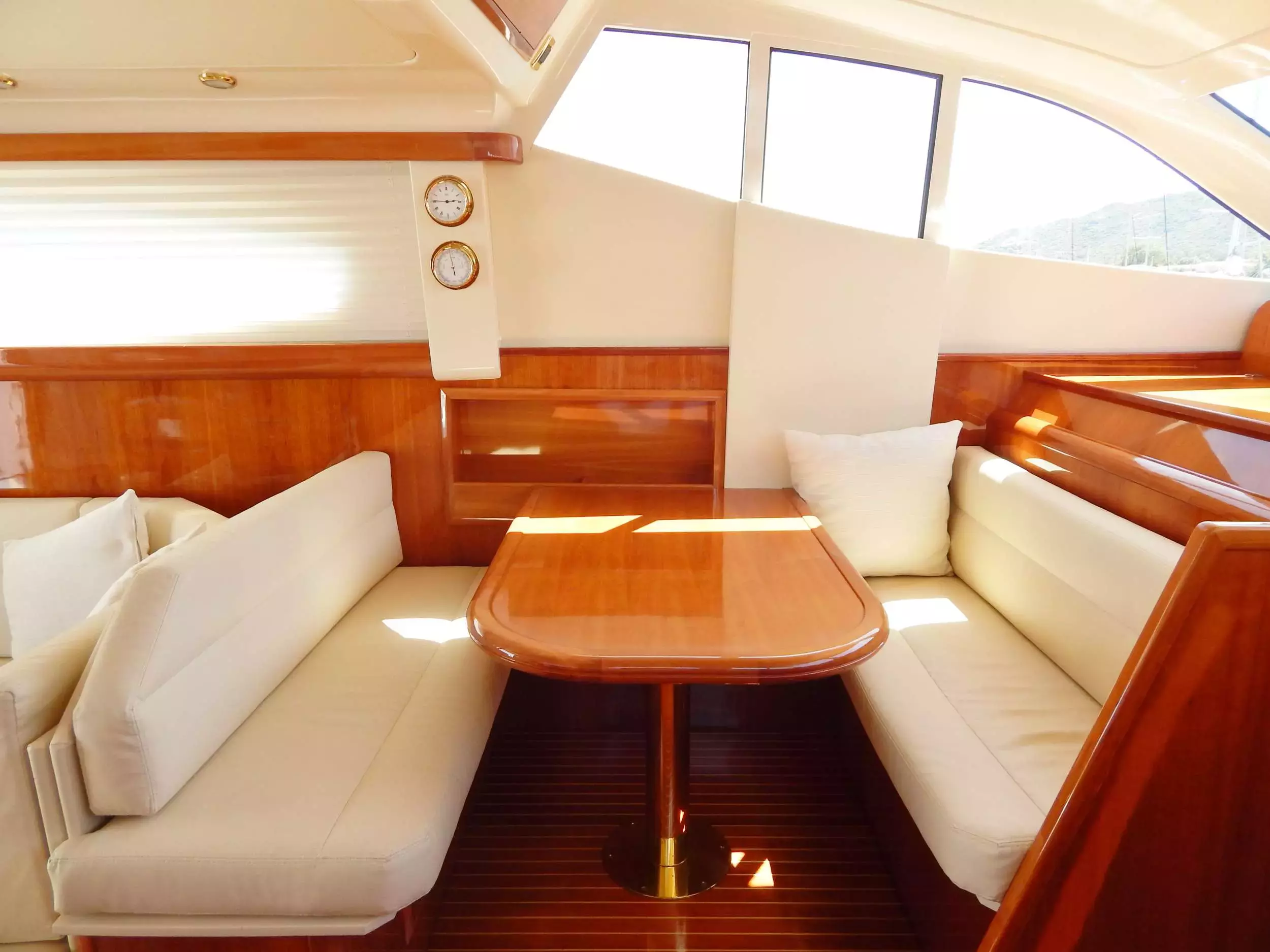 Lady Shine by Custom Made - Special Offer for a private Motor Yacht Charter in Tuscany with a crew
