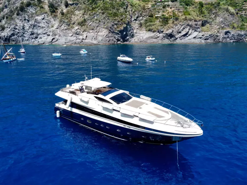 Nylec by Rodriguez Yachts - Special Offer for a private Motor Yacht Charter in Naples with a crew