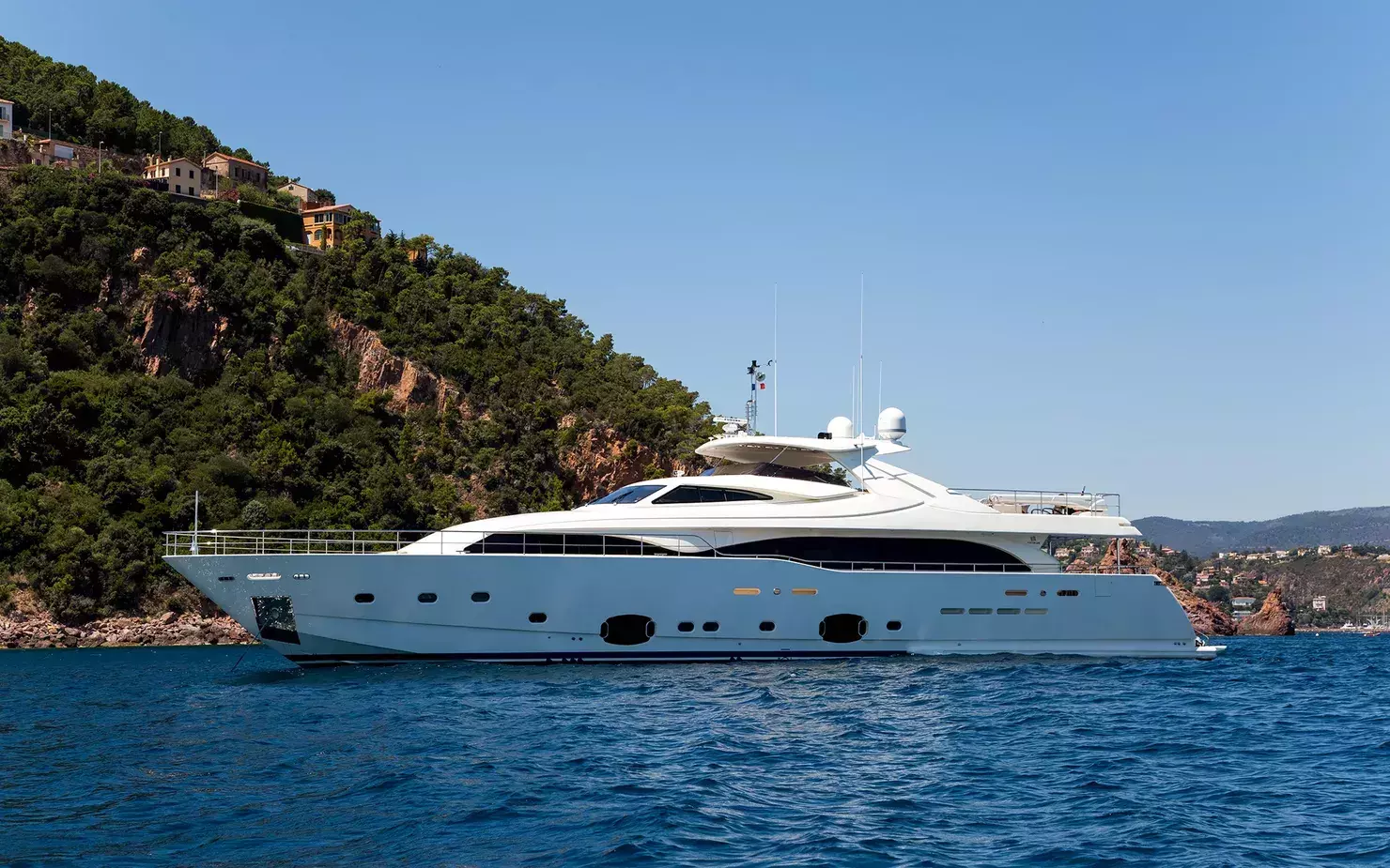 Robusto by Ferretti - Special Offer for a private Superyacht Rental in Amalfi Coast with a crew