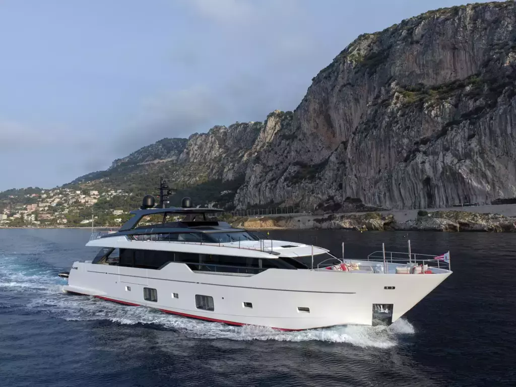 The Great Escape by Sanlorenzo - Special Offer for a private Superyacht Charter in La Spezia with a crew