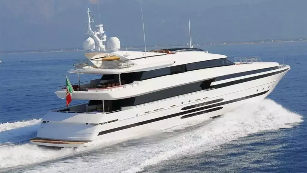Balista by Cantieri di Pisa - Special Offer for a private Superyacht Charter in St Thomas with a crew