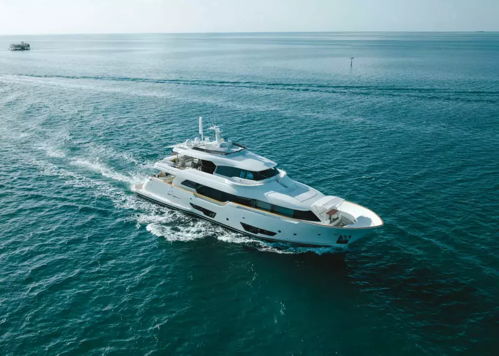 Bonus Round by Custom Made - Special Offer for a private Motor Yacht Charter in Miami with a crew