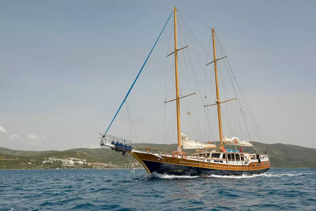 La Reine by Turkish Gulet - Special Offer for a private Motor Sailer Charter in Zadar with a crew