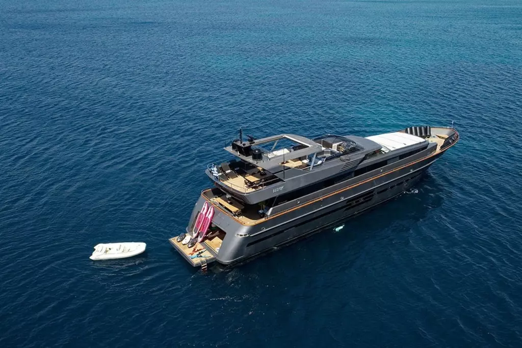 Benik by Cantieri di Pisa - Special Offer for a private Motor Yacht Charter in Golfe-Juan with a crew