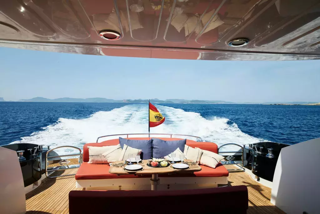UM7 by Sunseeker - Special Offer for a private Motor Yacht Charter in Mallorca with a crew