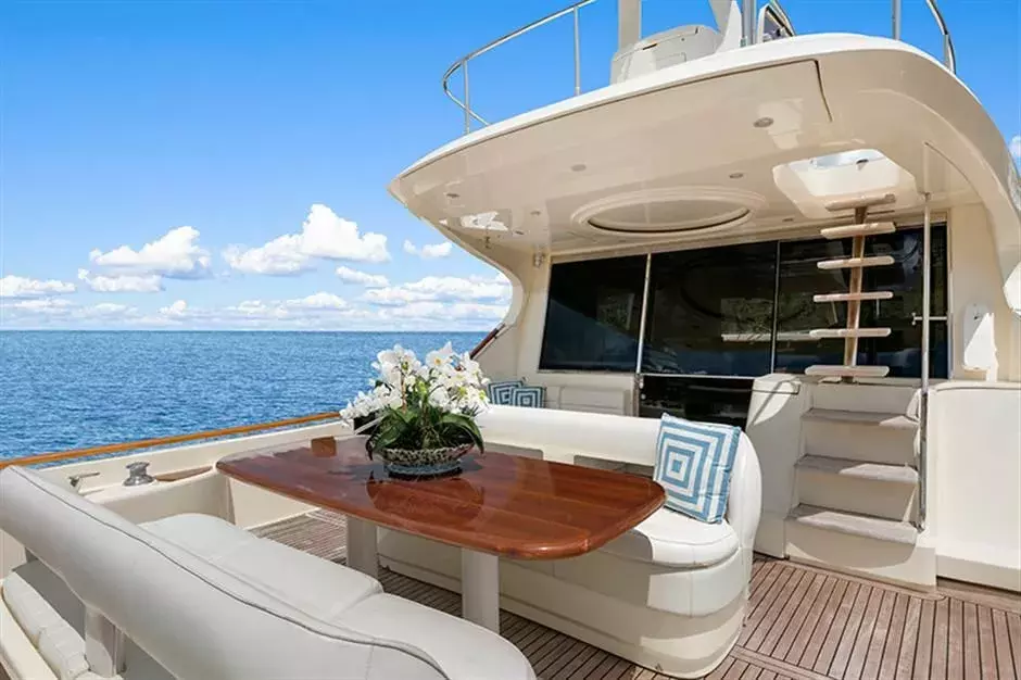 Mochi by Mochi - Special Offer for a private Motor Yacht Charter in Simpson Bay with a crew