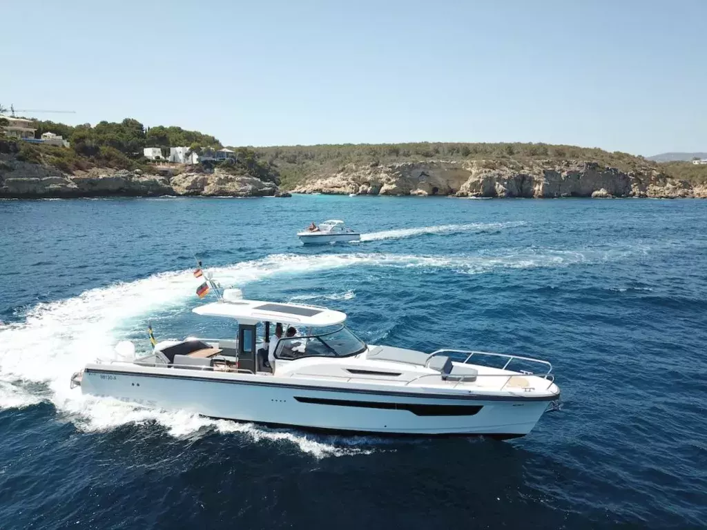 Mijia by Nimbus - Special Offer for a private Power Boat Charter in Phuket with a crew