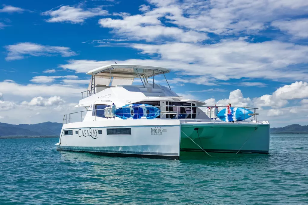 Stay by Leopard Catamarans - Special Offer for a private Power Catamaran Charter in Pattaya with a crew
