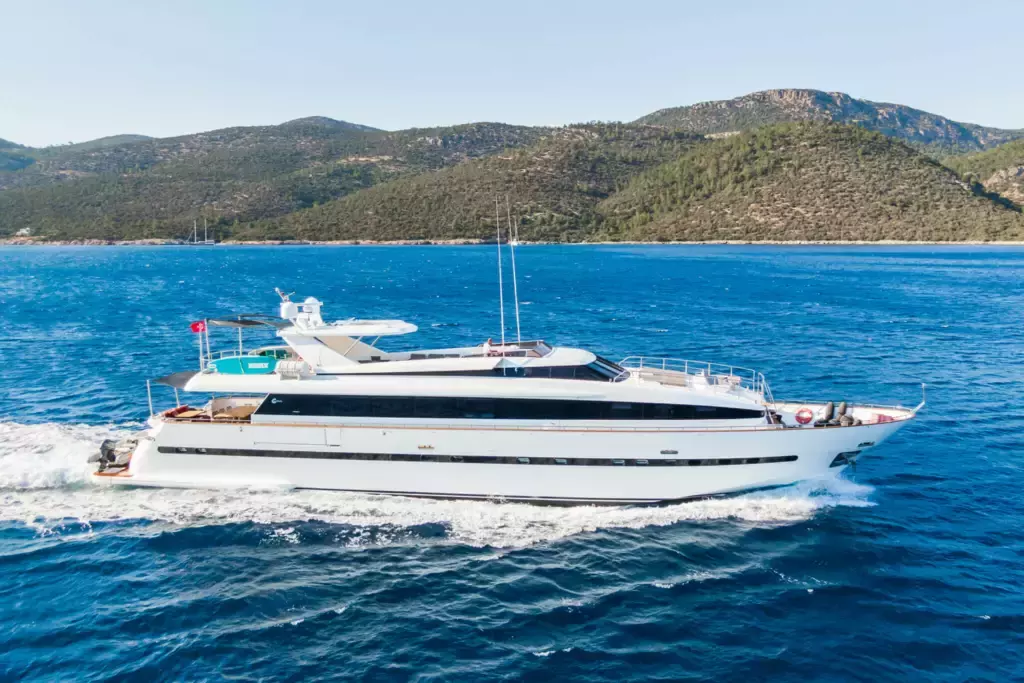 Axella by Crestitalia - Special Offer for a private Superyacht Rental in Bodrum with a crew