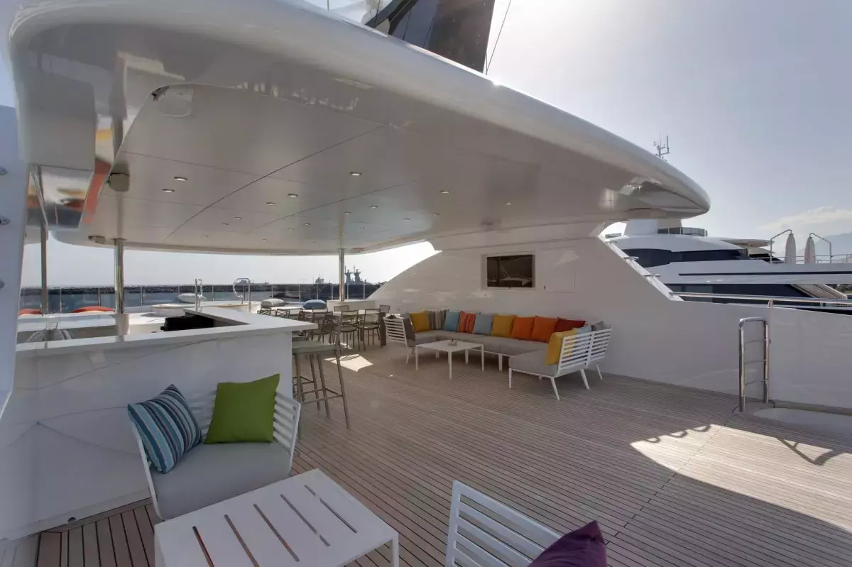 Bebe by Vosmarine - Special Offer for a private Superyacht Charter in Hvar with a crew