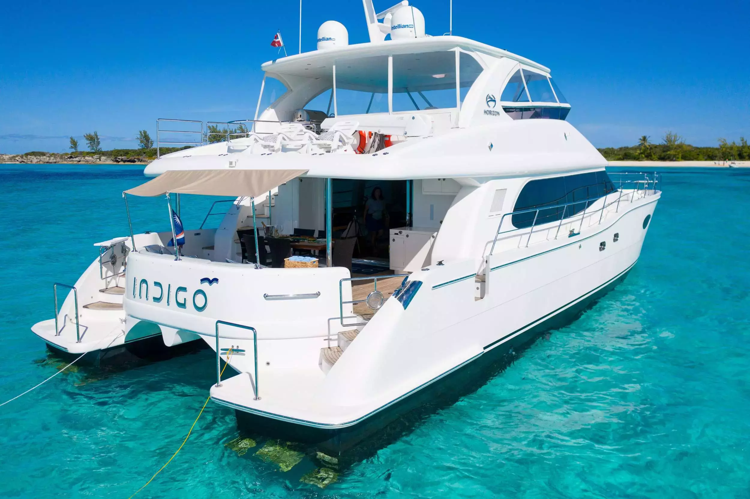 Indigo III by Horizon - Special Offer for a private Power Catamaran Charter in Abacos with a crew
